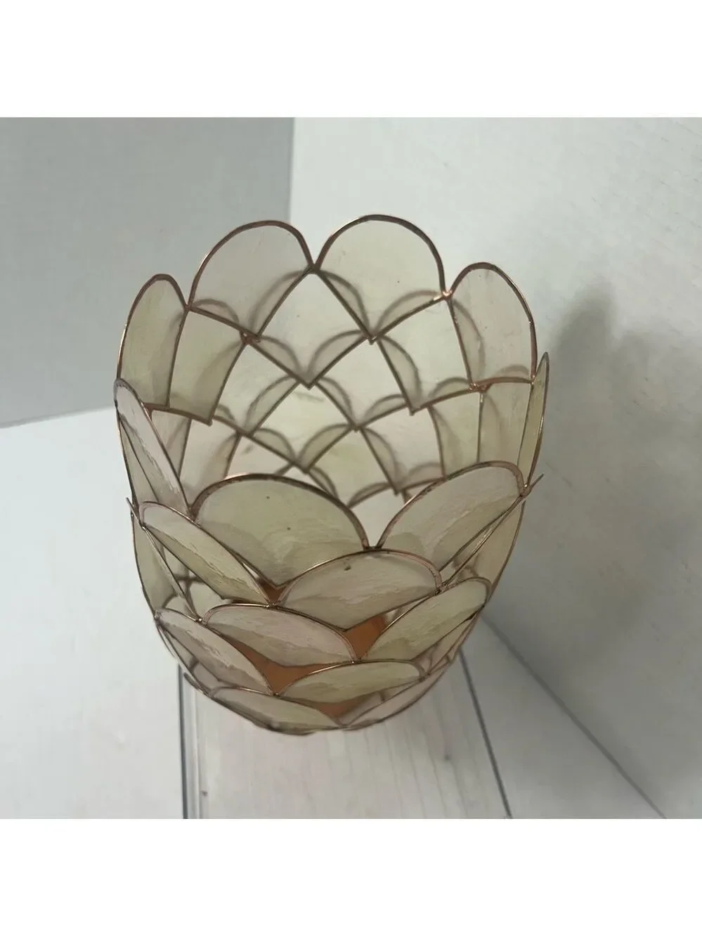 Anthropologie Candle Capiz Shell Illumination Holder Scalloped Gold Tone Edge